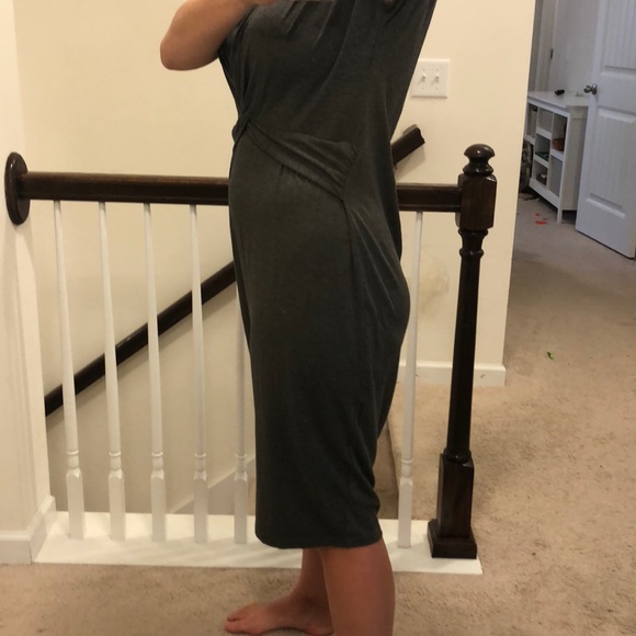 Sweet Grey dress - Picture 2 of 4